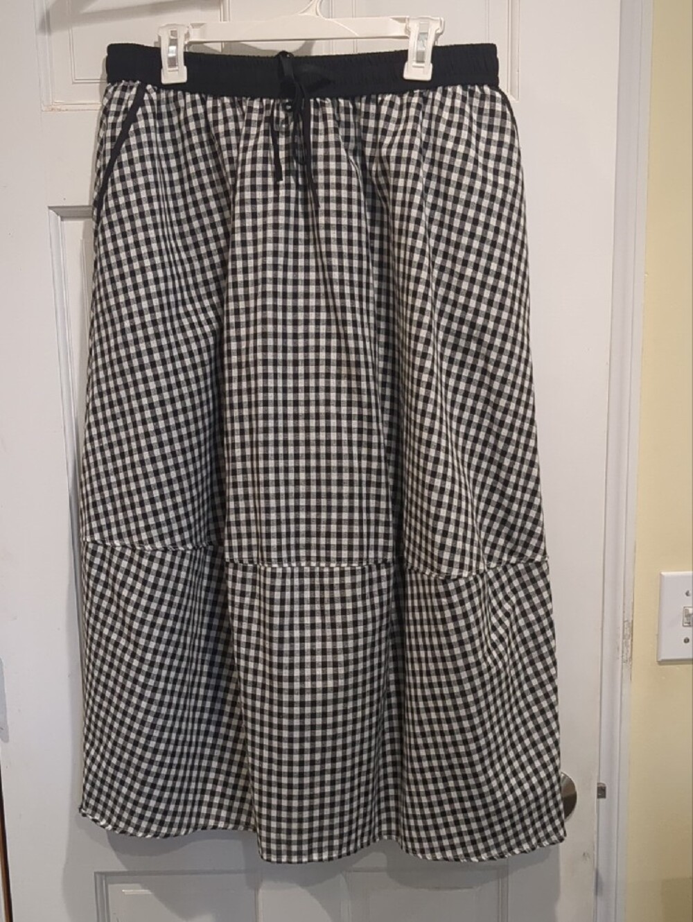Black and White Gingham Long Skirt